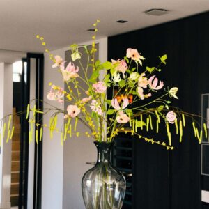 Sfeer-foto-Belle-zijdenbloemen-boeket-1-scaled